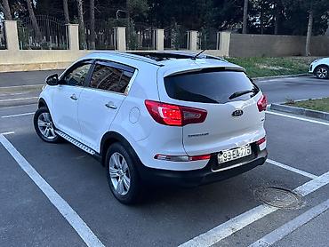 Kia: Kia Sportage AWD krossover Xüsusiyyətlər: - Tam ötürücülü (AWD) — 9