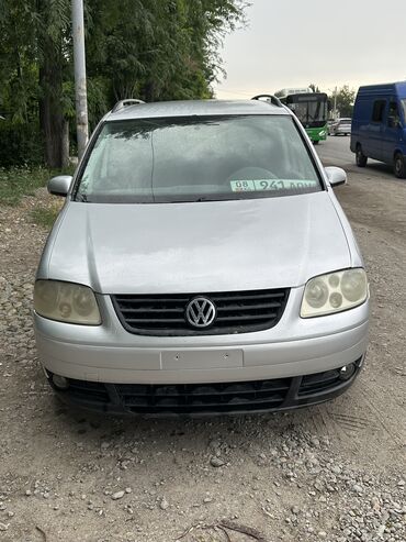 машина фольксваген пассат: Volkswagen Touran: 2004 г., 1.9 л, Механика, Дизель, Вэн/Минивэн