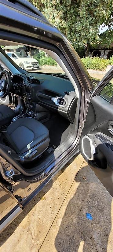 Jeep: Alban Isteri — 11