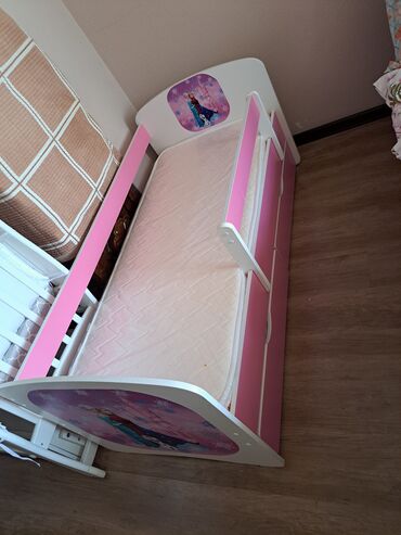детский кровать: Односпальная кровать, Для девочки, Новый