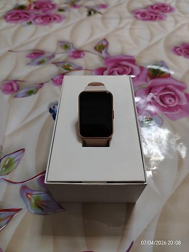 agilli saat: Məhsul: Huawei Watch Fit 2 (HarmonyOS) Xüsusiyyətlər: - 1.74 düym — 2