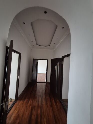 срочно срочно продаю дом город карабалта: Дом, 100 м², 3 комнаты, Собственник, ПСО (под самоотделку)
