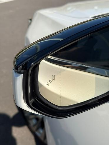 Lexus: Lexus ES: 2022 г., Гибрид, Седан — 17