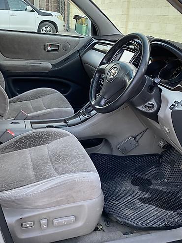тойото секвоя: Toyota Kluger: 2002 г., 3 л, Автомат, Газ, Кроссовер — 8