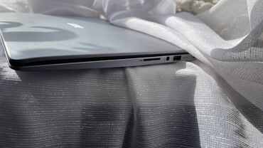 Ноутбуки и нетбуки: Ноутбук, Acer, 4 ГБ ОЗУ, Б/у