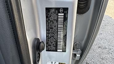 Toyota: Toyota Prius: 2011 г., Гибрид, Хэтчбэк — 9