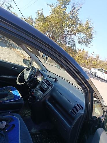 tayota progres: Honda Stream: 2001 г., 2 л, Механика, Бензин, Универсал — 1