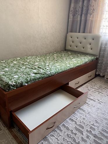 bunk bed: Односпальная кровать, Б/у, С мягким изголовьем, длина - 200 см — 4