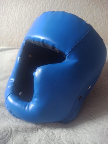 Maskalar, eynəklər: Ayaqlıq 20
Sparring əlcəyi 15
Kask 10