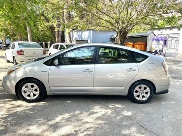 Toyota: Toyota Prius: 1.5 l | 2008 il Sedan — 3