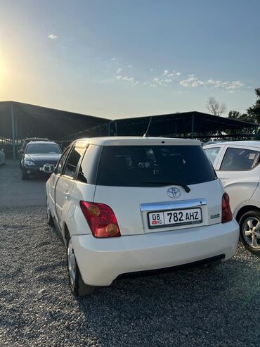 самая дорогая машина в кыргызстане 2023: Toyota ist: 2003 г., 1.3 л, Автомат, Бензин, Хэтчбэк