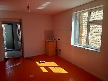 студия 1 комнатная: 40 м², Без мебели — 1