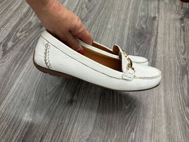 Zimske jakne: Tommy Hilfiger, Jednobojni, Sa postavom, Perje na lalafo.rs — 11 Zimske jakne: Tommy Hilfiger, Jednobojni, Sa postavom, Perje — 11