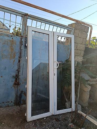 PVC şüşəli qapı komplekti - Material: Ağ PVC profil - Konstruksiya