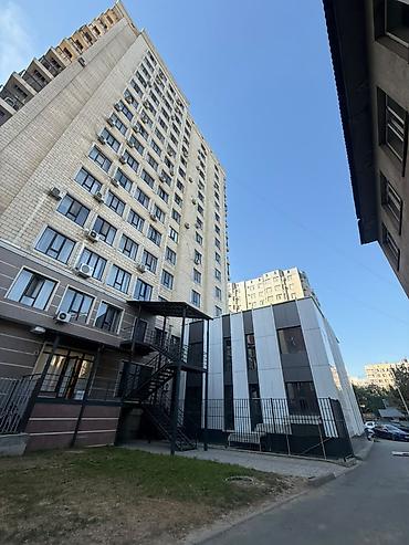 магазин сатам: Продажа офисов 76 м², С ремонтом, Многоэтажное здание, 1 этаж — 1