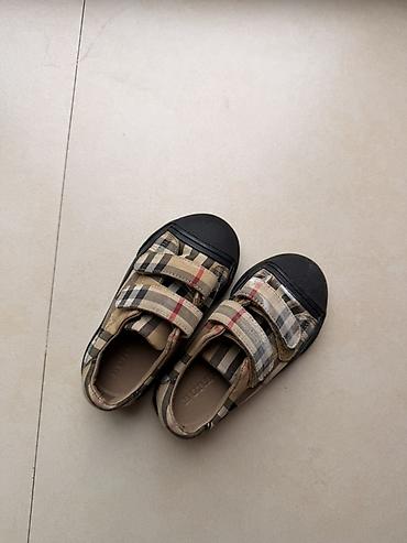 oğlan kurtkaları: Uşaq geyimləri dəsti original!!! Burberry kurtka 100azn ayaqqabi — 5