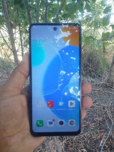 lalafo soyuducu islenmis: Tecno Spark Go 2024, 128 GB, rəng - Qara, İki sim kartlı