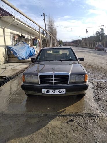 afdamabil ve xususi texnka: Mercedes-Benz 190: 2 l | 1988 il Sedan