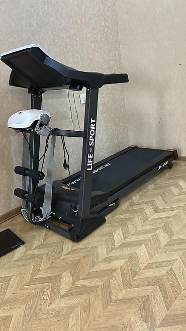 İdman və istirahət: Qaçış aparatı 700azn. Təzə kimidir. 100kg.çox çəki götürür. Ünvan — 1