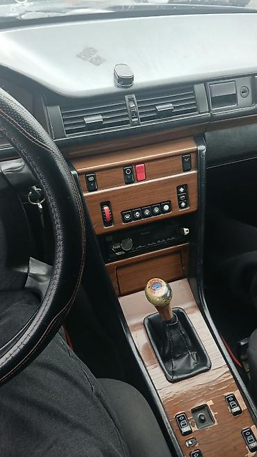 turbo az berde: Mercedes-Benz E 200: 2 l | 1990 il Sedan — 6