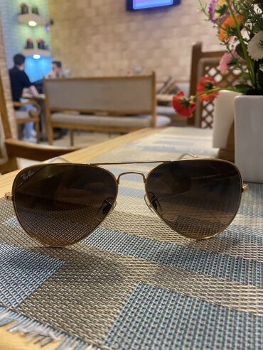 eynək qabı: Антиблик очки, Ray-Ban, Новый