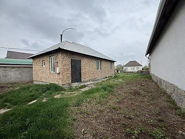 Продажа коттеджей и домов: Продается дом 
Район Арча бешик 
6 соток 17/35 — 3