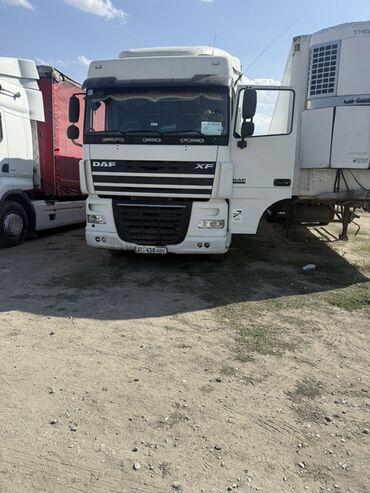 фаст фуд на колесах купить бу: Тягач, DAF, 2004 г., Без прицепа
