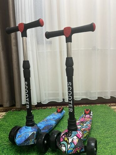 Детские самокаты: Детский самокат с подсветкой и музыкой (для детей от 2 до 6 лет) — 2