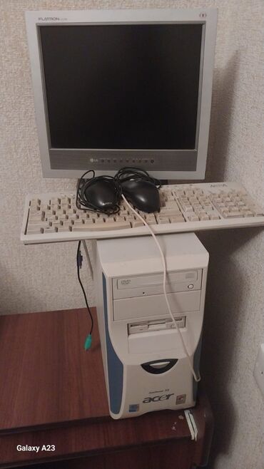 Сканеры: ACER masaüstü kompüter, çox işlənməyib, işləyir. İki maus, klaviatura