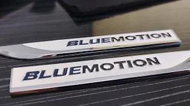 Auto delovi, gume i tjuning: VW GTD znakovi za krilo. Samolepljive oznake za krilo leva i desna — 13