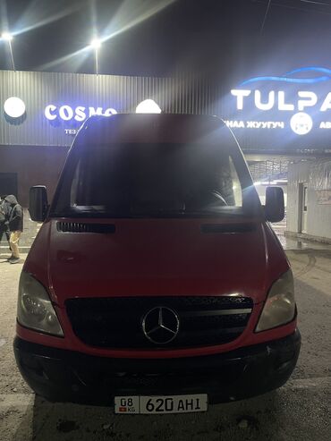 тягачи фуры: Mercedes-Benz : 2009 г., 2.7 л, Механика, Дизель, Van