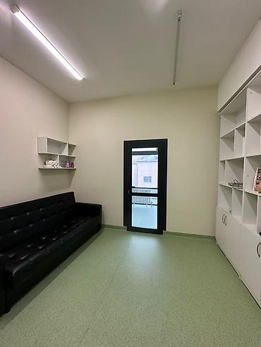 Аренда офисов: Сдаются в аренду кабинет в медицинском комплексе. Ижарага берем — 14