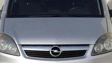 vojni sator: HAUBA ZA OPEL ZAFIRA OD 2005. DO 2014. GOD. | Polovni originalni — 1