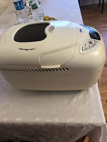 Çörəkbişirənlər: Məhsulların təsviri: 1) Taxta kofe/jurnal masası - Material: massiv — 2