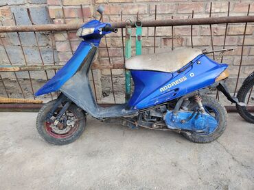 кофра для скутера: Скутер Suzuki, 50 куб. см, Бензин, Б/у