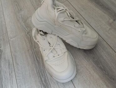 Dəstlər: Catdirma var — 2