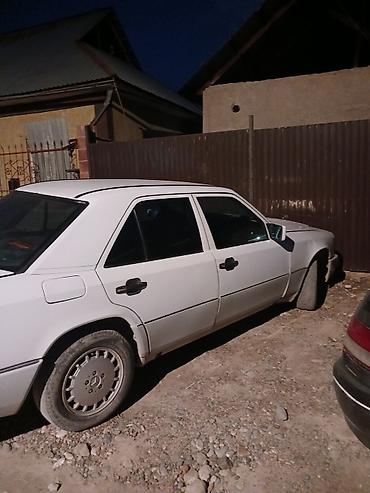 bye e5: Mercedes-Benz W124: 1991 г., 2.3 л, Механика, Бензин, Седан — 2