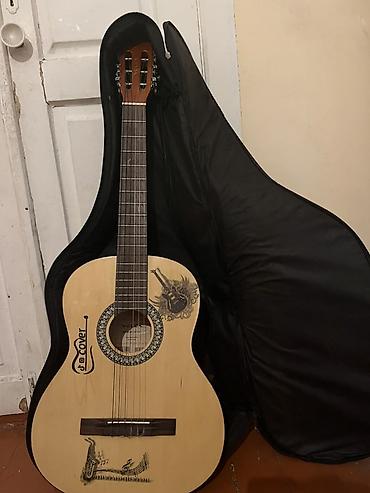 Neylon simli klassik gitara + yumşaq çexol - Korpus: klassik tam ölçü