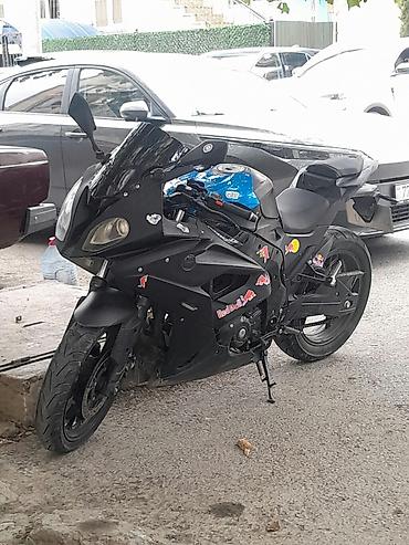 TƏCİLİ SATILIR ❗️ Idman tipli motosiklet – qara rəng, “Red Bull”