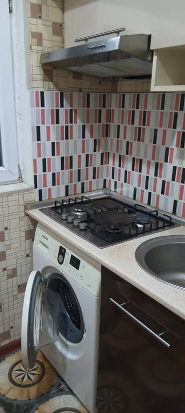 Uzunmüddətli kirayə evlər: 50 kv. m, 2 otaqlı, Qaz, Su -da lalafo.az — 3 Uzunmüddətli kirayə evlər: 50 kv. m, 2 otaqlı, Qaz, Su — 3