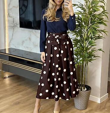 Suknje: ✅Midi suknja sa tufnama i velikom mašnom u struku
✅2750 din — 6