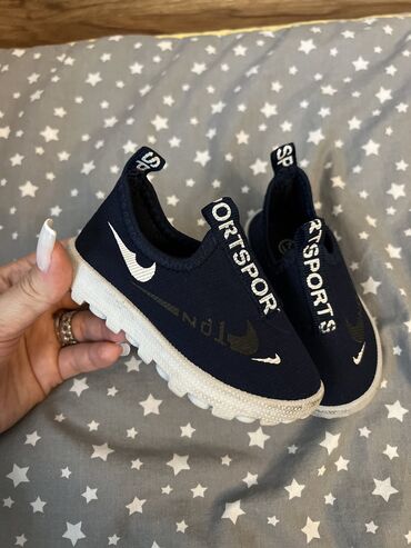 Uşaq ayaqqabıları: 3 ayaqqabi 16, 18, 21 razmer hamisi birlikde 30 azn 1 ci olan -da lalafo.az — 11 Uşaq ayaqqabıları: 3 ayaqqabi 16, 18, 21 razmer hamisi birlikde 30 azn 1 ci olan — 11