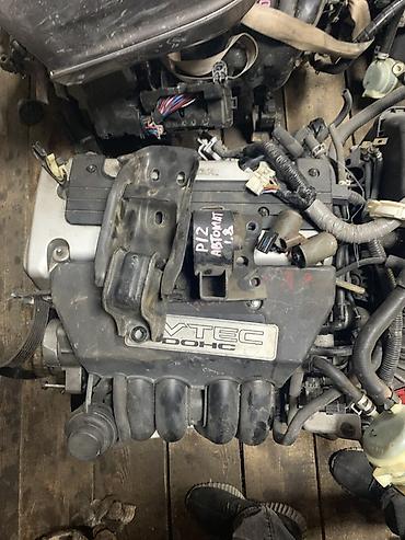 Двигатель Honda 1.8 DOHC VTEC (P12, автомат) - Бензиновый рядный at lalafo.kg Двигатель Honda 1.8 DOHC VTEC (P12, автомат) - Бензиновый рядный