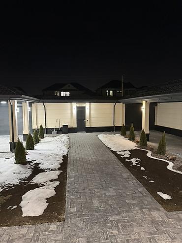 Sale of cottages and houses: Современный двухэтажный дом с эффектной архитектурой и панорамным — 2