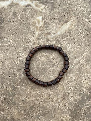 Bilərziklər: Bilərzik, Ünvandan götürmə — 6