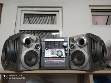 Динамики и музыкальные центры: Продаю недорого SAMSUNG Twin Woofer музыкальный центр есть AUX есть и