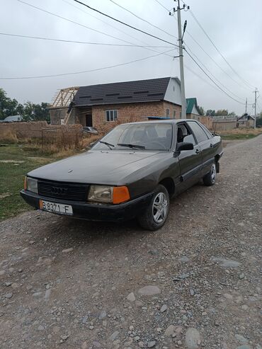 машина без матор: Audi 100: 1986 г., 1.8 л, Механика, Бензин, Седан