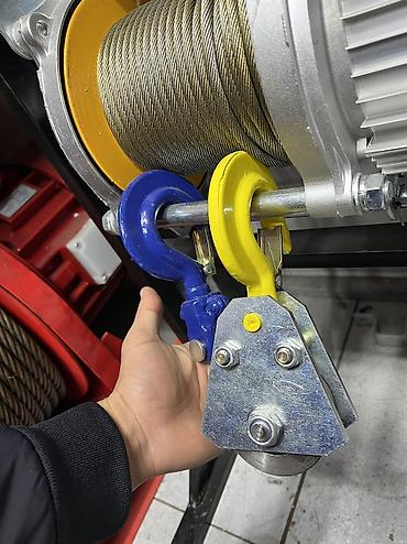 Другие инструменты: Электрическая лебёдка тросовая Грузоподъемность 1500кг Напряжения — 4