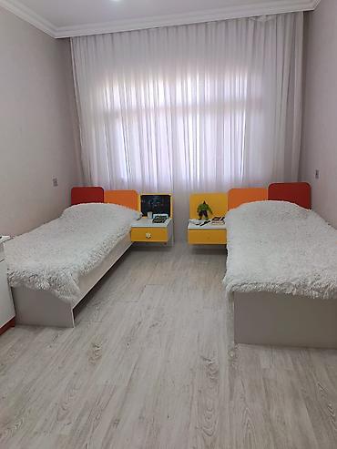 komputer stolu: REAL ALICIYA ENDİRİM OLACAQ (mebellər yeni kimidir, heç bir sınığı — 1
