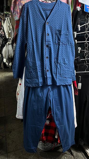 Другая мужская одежда: Мужские пижамы Мусжкие халаты Мужское термобелье Широкий ассортимент — 20